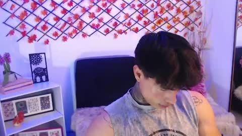 Ian  online show from June 9, 6:19 pm