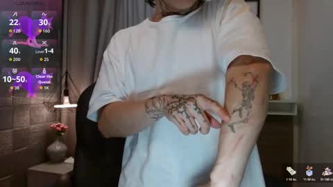 ian online show from October 28, 3:36 pm