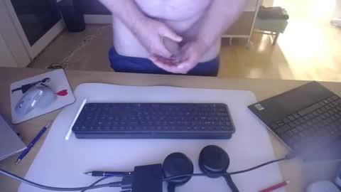 Snapshot of iandy12 chatting on September 29, 10:03 pm iandy12 online show from September 29, 10:03 pm