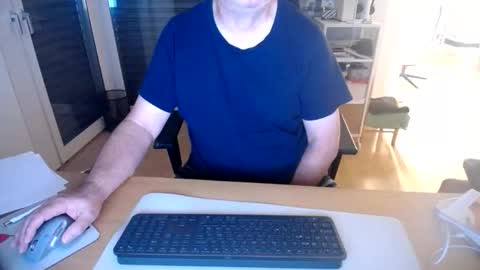 Snapshot of iandy12 chatting on October 26, 10:47 pm iandy12 online show from October 26, 10:47 pm