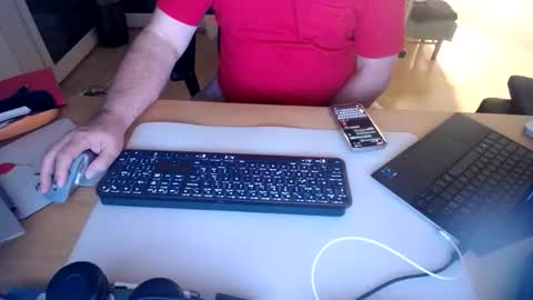 Snapshot of iandy12 chatting on October 27, 10:36 pm iandy12 online show from October 27, 10:36 pm