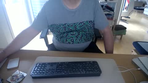 Snapshot of iandy12 chatting on February 15, 8:02 am iandy12 online show from February 15, 8:02 am