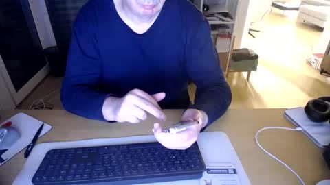 Snapshot of iandy12 chatting on March 15, 10:49 pm iandy12 online show from March 15, 10:49 pm