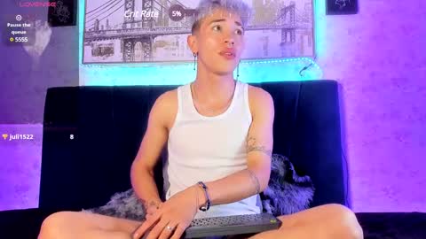 Andrew online show from February 27, 8:39 am