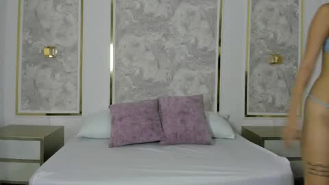 I A R A online show from April 29, 12:31 pm