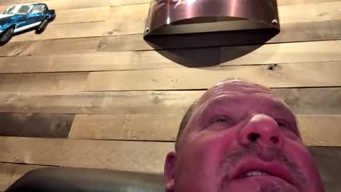 Snapshot of icanmakeyousquirt69 chatting on March 19, 6:17 am icanmakeyousquirt69 online show from March 19, 6:17 am