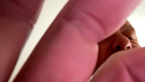 Snapshot of icanmakeyousquirt69 chatting on April 6, 3:24 pm icanmakeyousquirt69 online show from April 6, 3:24 pm