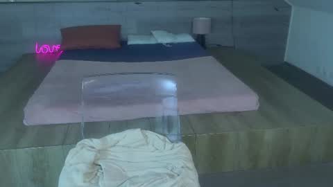 Snapshot of icebluebabe chatting on June 10, 7:13 pm Ice Blue online show from June 10, 7:13 pm