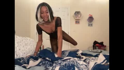 Snapshot of icedmochabree chatting on September 29, 8:02 pm bree summers online show from September 29, 8:02 pm