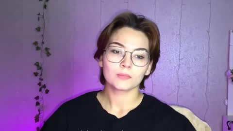 Ksenia online show from December 3, 6:17 pm