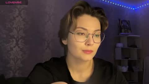 Snapshot of iceeheart chatting on April 16, 4:19 pm Ksenia online show from April 16, 4:19 pm