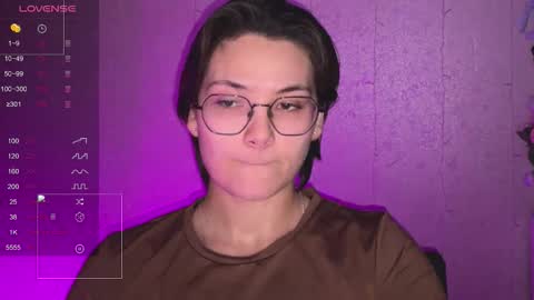 Snapshot of iceeheart chatting on June 7, 8:01 pm Ksenia online show from June 7, 8:01 pm