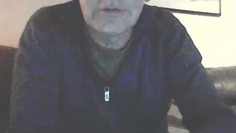 Snapshot of icemandude chatting on June 13, 8:18 pm icemandude online show from June 13, 8:18 pm