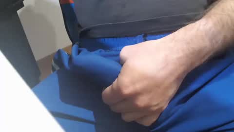 icky_thumps online show from December 14, 5:29 am