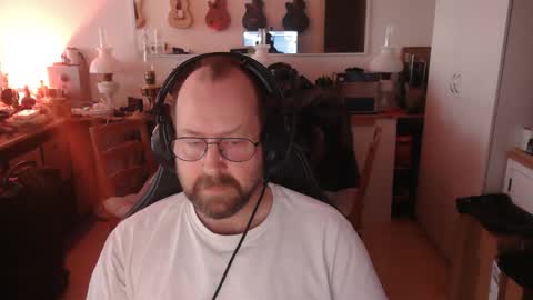 icum4ladies2021 online show from September 21, 7:32 am