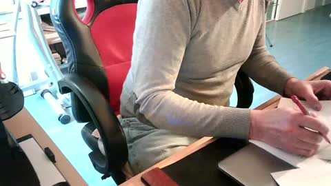 Snapshot of icumalot4you chatting on February 18, 4:05 pm icumalot4you online show from February 18, 4:05 pm