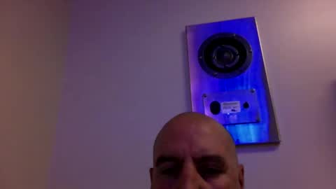 icumming online show from September 9, 5:01 pm