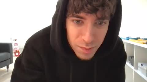 Snapshot of icyninesix chatting on December 27, 2:43 pm icyninesix online show from December 27, 2:43 pm