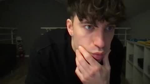 Snapshot of icyninesix chatting on January 7, 5:53 pm icyninesix online show from January 7, 5:53 pm