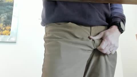 idfunguy2023 online show from February 21, 10:15 pm