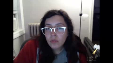 Snapshot of idkjustagirl chatting on November 3, 9:32 am idkjustagirl online show from November 3, 9:32 am