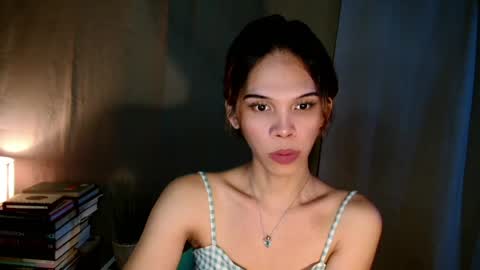 Snapshot of idontgive_afuck chatting on June 4, 2:01 pm Lana But you can spell it backwards online show from June 4, 2:01 pm