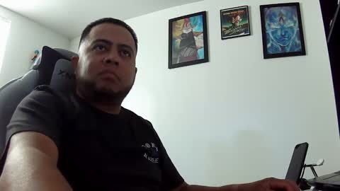 Snapshot of idoyourmom chatting on October 31, 10:55 pm idoyourmom online show from October 31, 10:55 pm