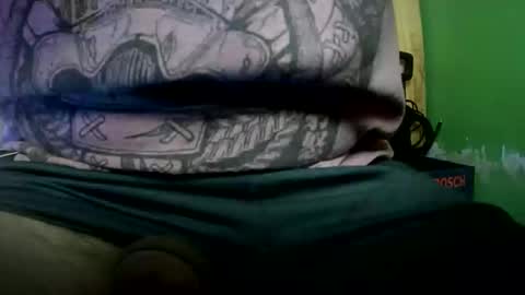 Snapshot of ifanta chatting on December 14, 4:23 pm Nicolas online show from December 14, 4:23 pm