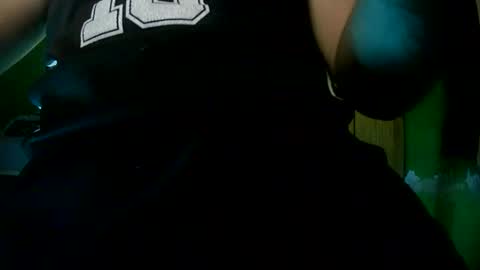 Snapshot of ifanta chatting on March 8, 8:45 pm Nicolas online show from March 8, 8:45 pm