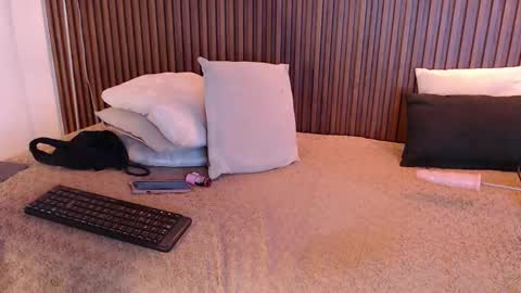 Snapshot of ifis_tiresia1 chatting on March 18, 9:51 pm ifis online show from March 18, 9:51 pm