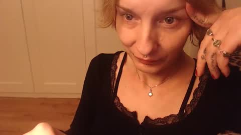 Snapshot of ifk_donkeysfr chatting on October 24, 4:14 pm Ifk Donkeys online show from October 24, 4:14 pm