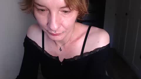 Snapshot of ifk_donkeysfr chatting on October 25, 8:00 am Ifk Donkeys online show from October 25, 8:00 am