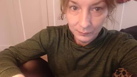 Snapshot of ifk_donkeysfr chatting on November 14, 12:15 pm Ifk Donkeys online show from November 14, 12:15 pm