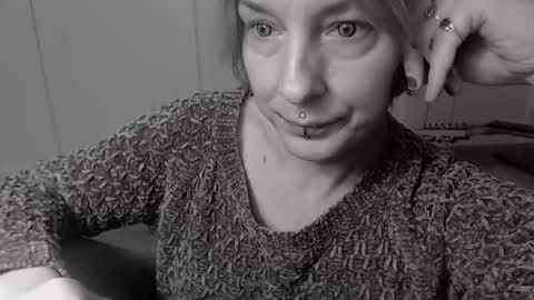 Snapshot of ifk_donkeysfr chatting on November 26, 5:36 pm Ifk Donkeys online show from November 26, 5:36 pm