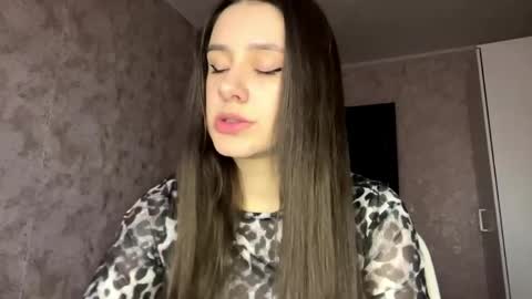 Sofy online show from April 29, 1:04 pm