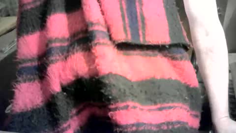 ignoredlittlestloser online show from December 24, 5:16 am