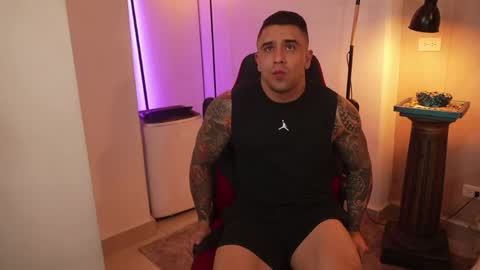 Snapshot of igor_scott chatting on June 6, 3:22 am Igor scott online show from June 6, 3:22 am