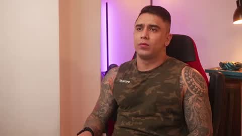 Snapshot of igor_scott chatting on June 16, 5:54 am Igor scott online show from June 16, 5:54 am