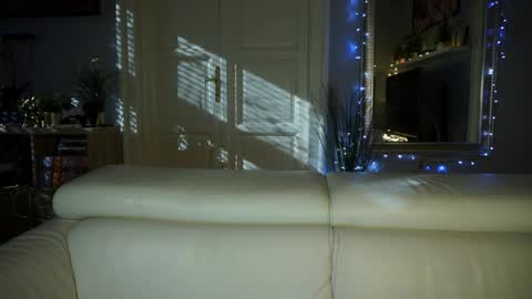 ihavenoideawhatowritehere online show from April 3, 2:37 pm