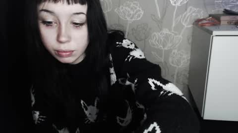 iiiiiiis online show from November 11, 5:29 am