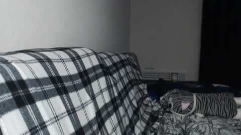 iiiiiiis online show from November 20, 4:40 pm