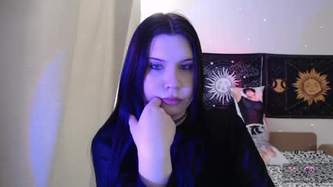 Snapshot of iintimate_flesh chatting on June 5, 12:22 pm Vella online show from June 5, 12:22 pm