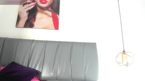 Snapshot of iisabella_noa chatting on May 11, 12:44 pm Isabella online show from May 11, 12:44 pm