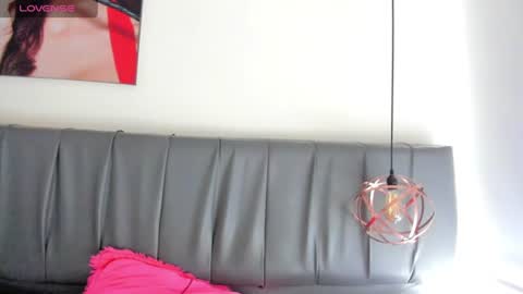 Snapshot of iisabella_noa chatting on July 14, 12:33 pm Isabella online show from July 14, 12:33 pm