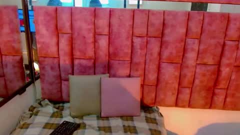 Snapshot of iisalombardi chatting on October 5, 9:02 pm iisalombardi online show from October 5, 9:02 pm