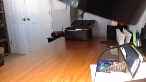 Snapshot of ijacker chatting on May 13, 9:00 pm Michael online show from May 13, 9:00 pm