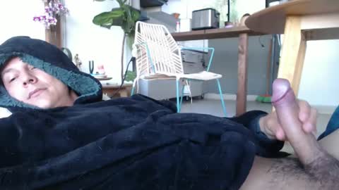 Snapshot of ijustjerk chatting on December 8, 11:24 am ijustjerk online show from December 8, 11:24 am