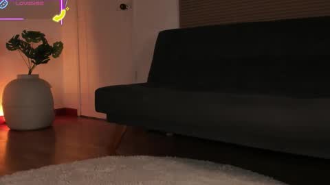 Snapshot of ikarmma chatting on November 25, 12:21 am Lua online show from November 25, 12:21 am