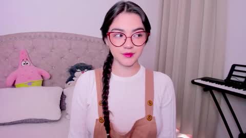 Snapshot of iki_mei chatting on September 25, 4:00 pm Maria online show from September 25, 4:00 pm