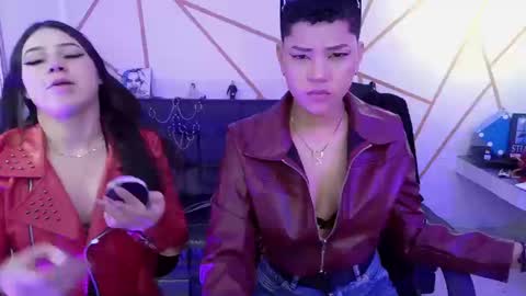 ilayra_smith online show from September 12, 8:09 pm